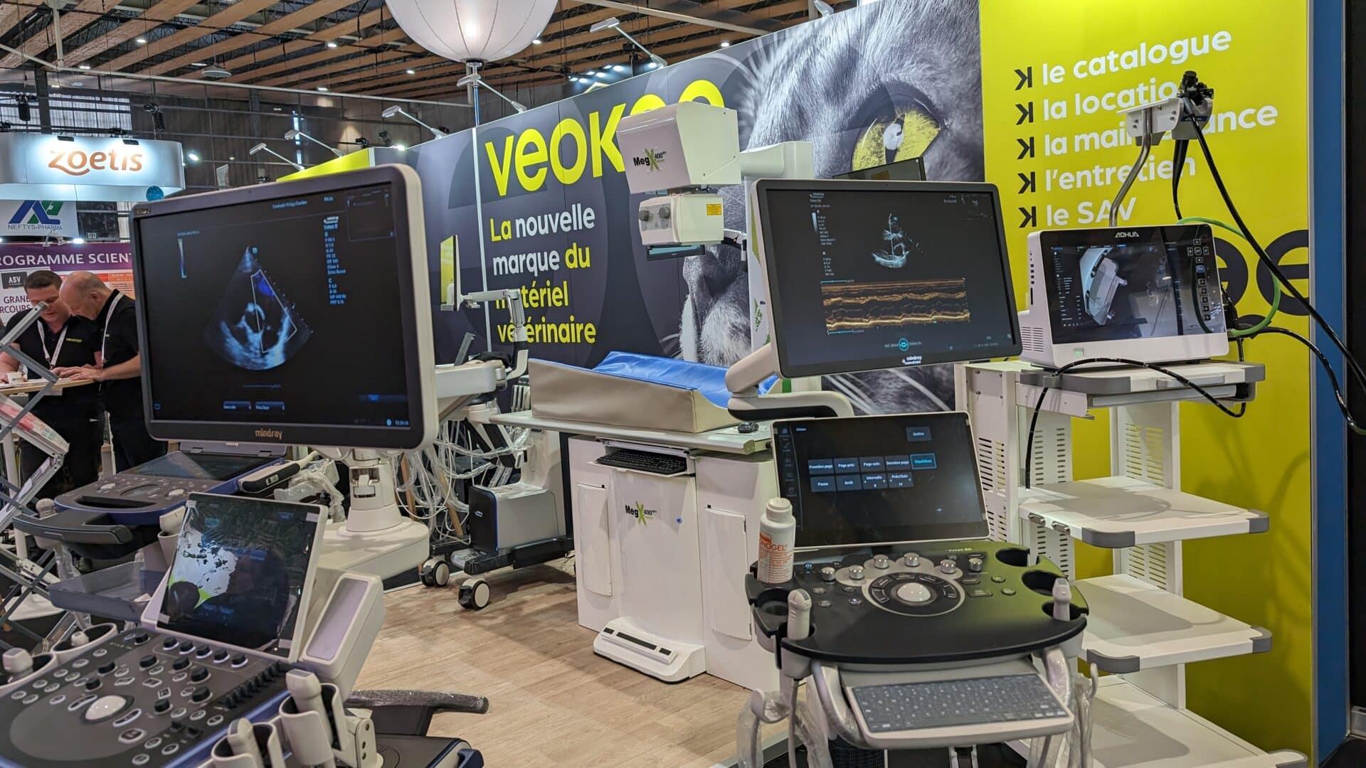 Stand Veokee au congrès AFVAC 2023 avec présentation de matériel vétérinaire